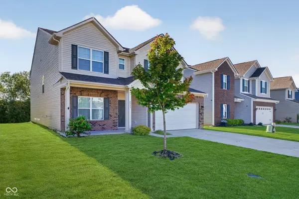 4553 Rhapsody LN, Indianapolis, IN 46235