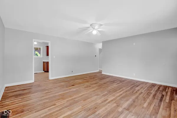 2019 19th ST, Columbus, IN 47201