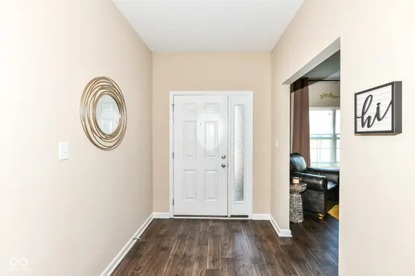10917 Hunter Lake LN, Indianapolis, IN 46239