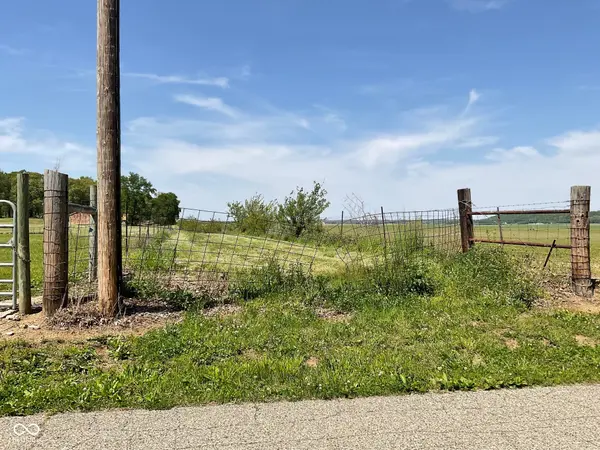 1550 N East ST, Montezuma, IN 47862