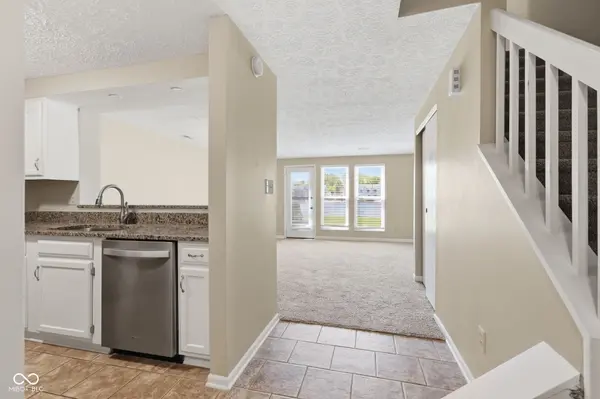 3189 Sandpiper North DR, Indianapolis, IN 46268