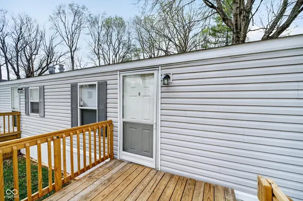 48 Echo Lake W DR, Mooresville, IN 46158