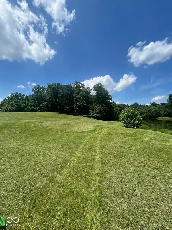 750 South, Elizabethtown, IN 47232