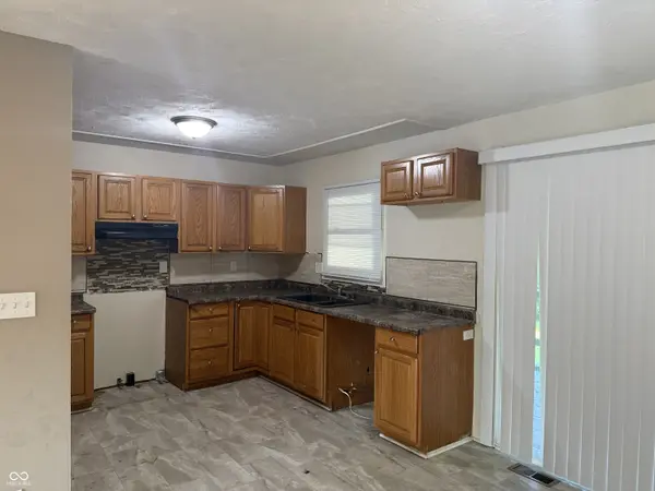 3829 Alsace PL, Indianapolis, IN 46226