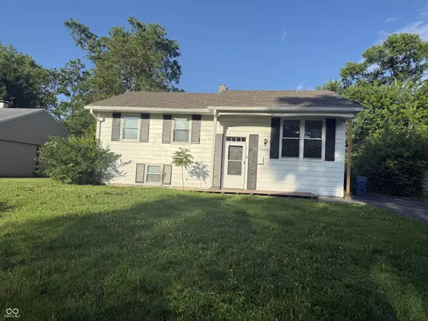 3829 Alsace PL, Indianapolis, IN 46226