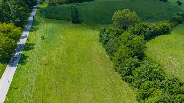 6050 W Smokey Row RD, Greenwood, IN 46143
