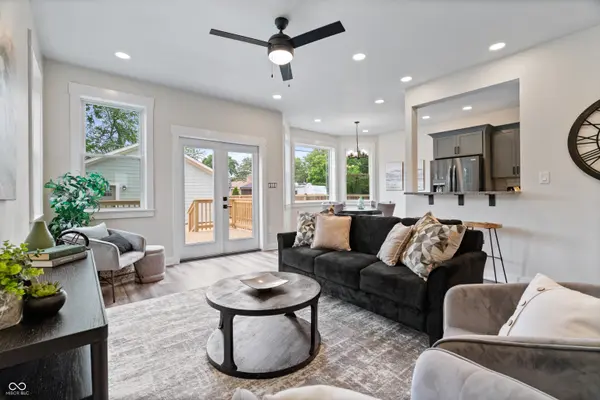 1238 Burdsal Pkwy, Indianapolis, IN 46208