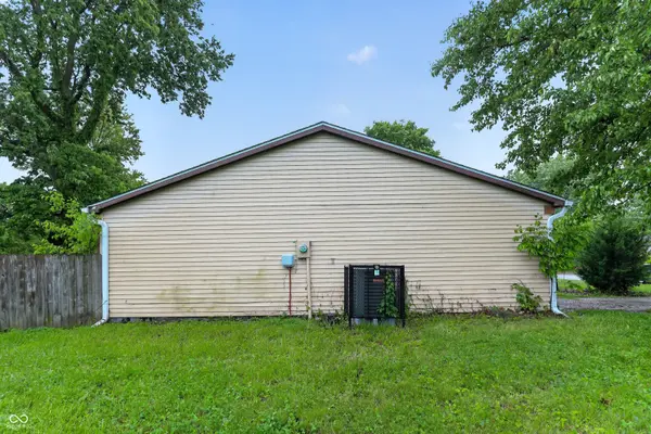3245 Eastbrooke CIR, Indianapolis, IN 46235
