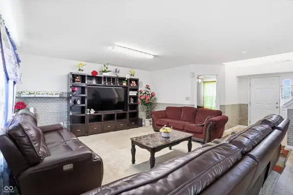 953 Beal WAY, Indianapolis, IN 46217
