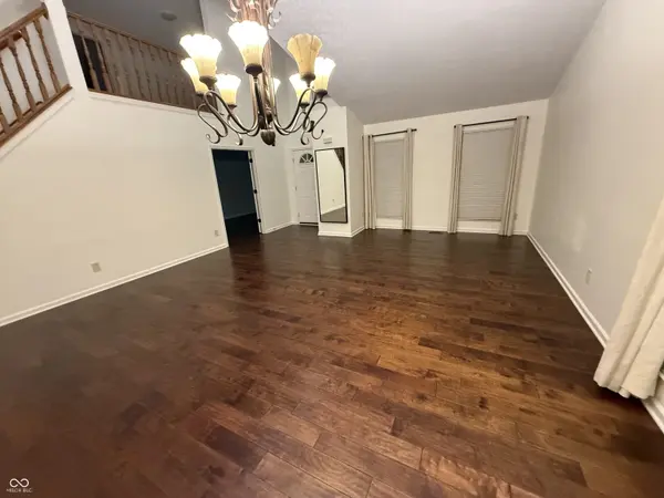 8625 Douglaston CT, Indianapolis, IN 46234