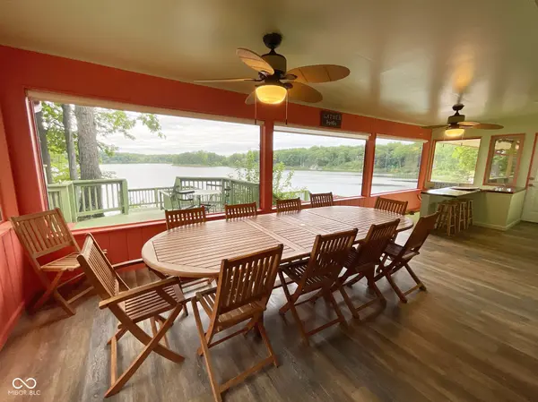 1908 Lee Kay DR, Rockville, IN 47872