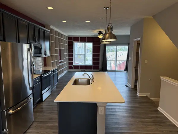 2909 Kirkbride WAY, Indianapolis, IN 46222