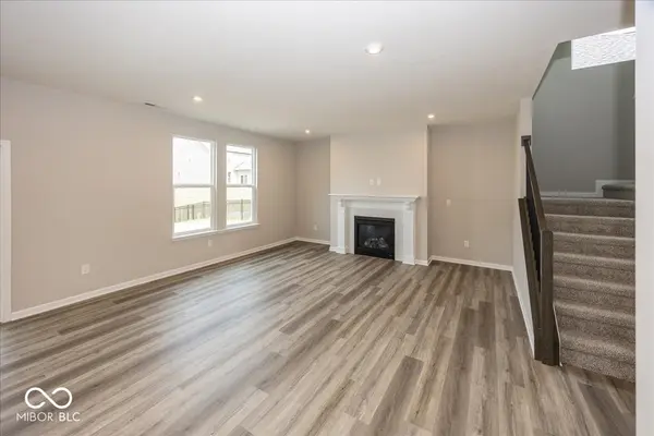 6434 Stone Side DR, Plainfield, IN 46168