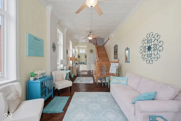 25 W Franklin ST, Greencastle, IN 46135