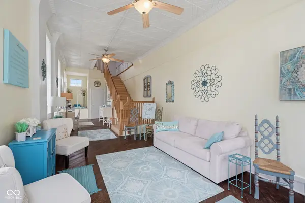 25 W Franklin ST, Greencastle, IN 46135