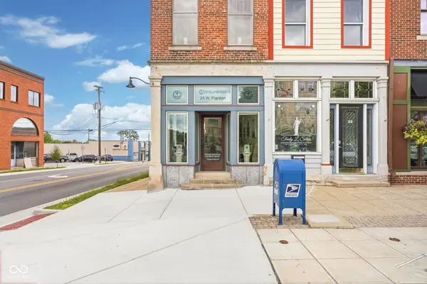 25 W Franklin ST, Greencastle, IN 46135