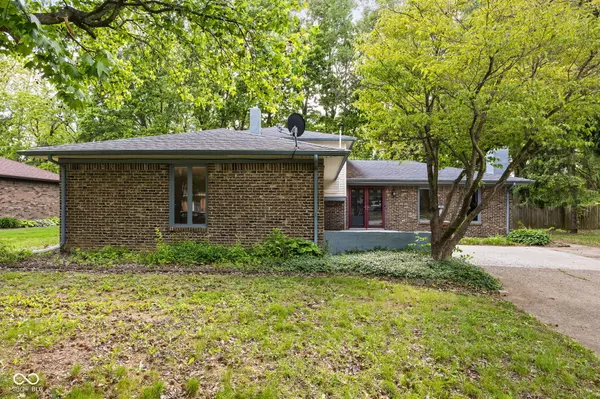 310 S Serenity WAY, Greenwood, IN 46142