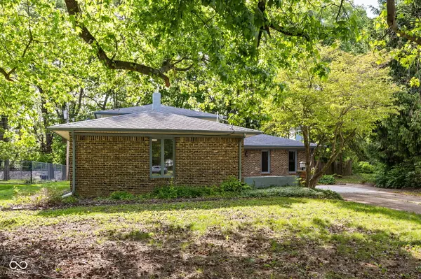 310 S Serenity WAY, Greenwood, IN 46142