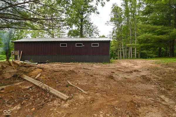 4843 Cunot Cataract RD, Poland, IN 47868