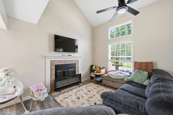 3606 N Lakeside DR, Muncie, IN 47304