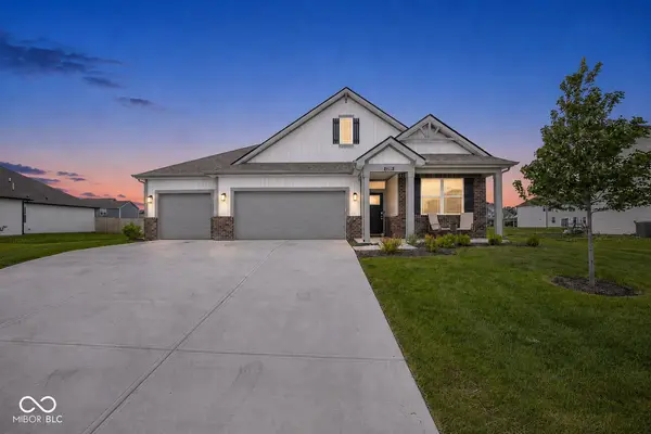 2280 Pine Valley DR, Plainfield, IN 46168