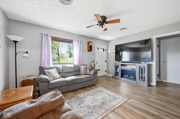 2860 Harlan ST, Indianapolis, IN 46203