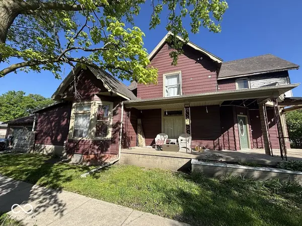 100 N College ST, Colfax, IN 46035