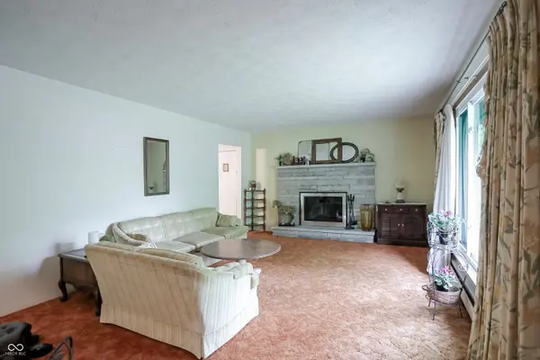 1609 E Woodland DR, Bloomington, IN 47408