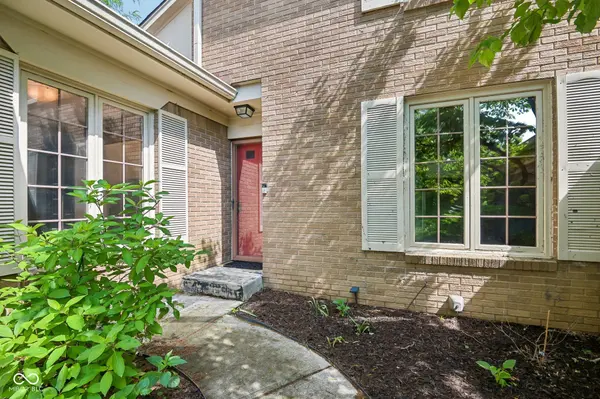 5214 Fawn Hill CT, Indianapolis, IN 46226