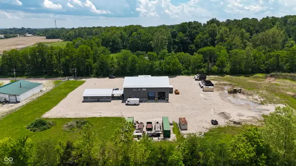 3930 W 700 N, Columbus, IN 47201