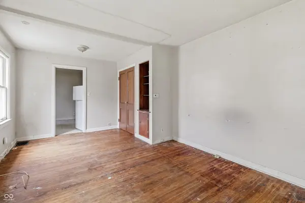 6368 N Park AVE, Indianapolis, IN 46220