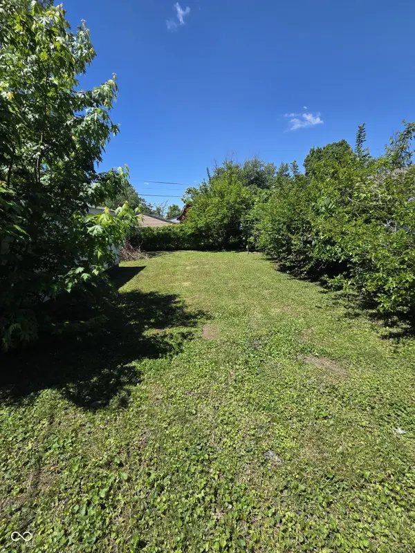 2230 N Bosart AVE, Indianapolis, IN 46218