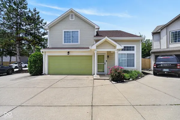 612 Cembra DR, Greenwood, IN 46143