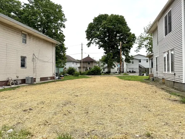 3509-3511 N Illinois ST, Indianapolis, IN 46208