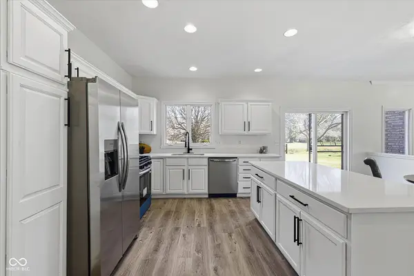 7409 River Birch LN, Indianapolis, IN 46236