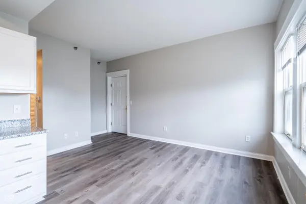 234 E 9th ST #301, Indianapolis, IN 46204