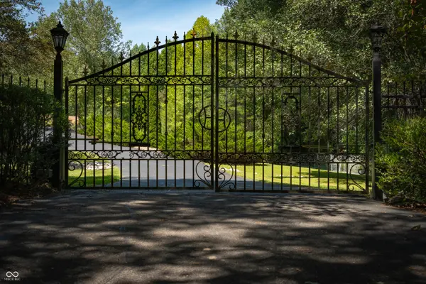 12980 W Mount Healthy RD, Columbus, IN 47201