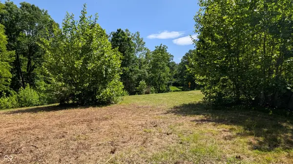 6715 E Gross RD, Bloomington, IN 47401