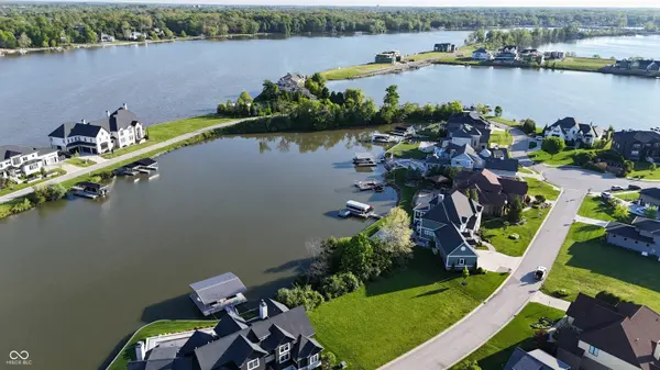 13372 Cambridge Cove WAY, Fishers, IN 46055