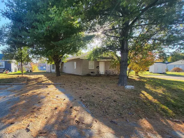 6149 Commodore DR, Indianapolis, IN 46219