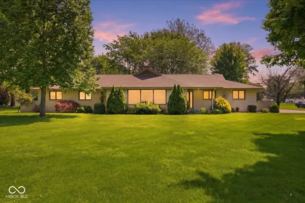 670 Brent Woods DR, Shelbyville, IN 46176