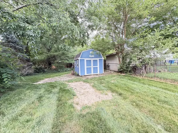 112 Wintergreen DR, Noblesville, IN 46062