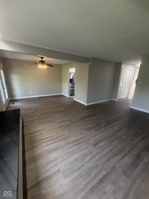 635 Cobblestone RD, Avon, IN 46123