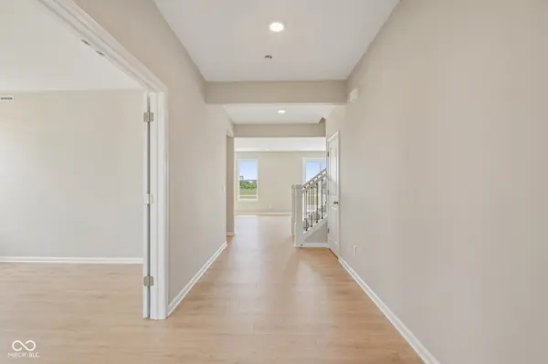 5677 Belvedere LN, Mccordsville, IN 46055