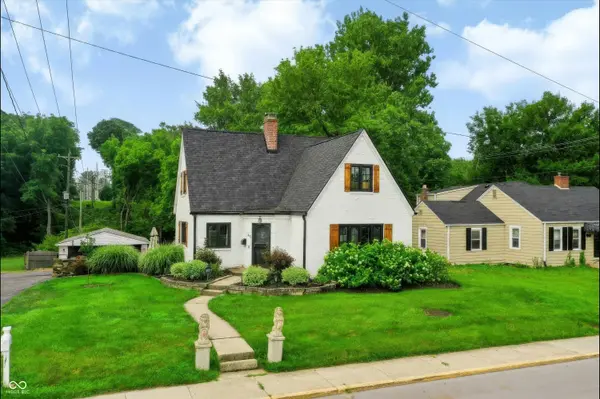 207 E Poplar ST, Danville, IN 46122