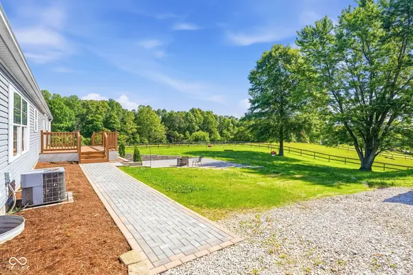 7088 Addie RD, Spencer, IN 47460