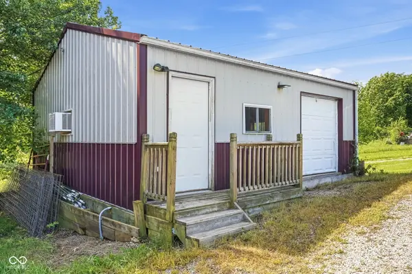 7088 Addie RD, Spencer, IN 47460