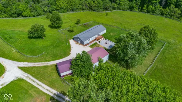 7088 Addie RD, Spencer, IN 47460