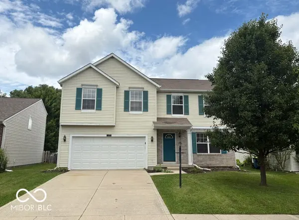 12272 Carriage Stone DR, Fishers, IN 46037