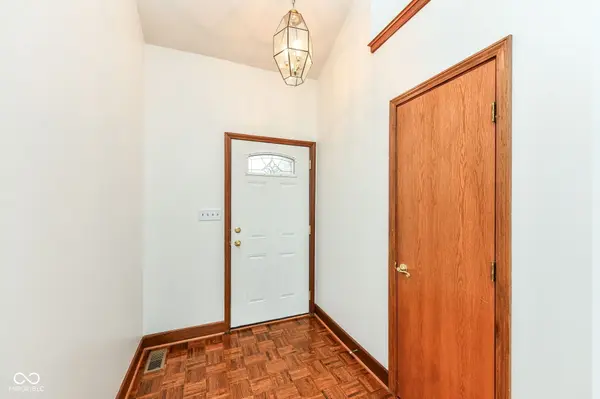 13764 Roswell DR, Carmel, IN 46032